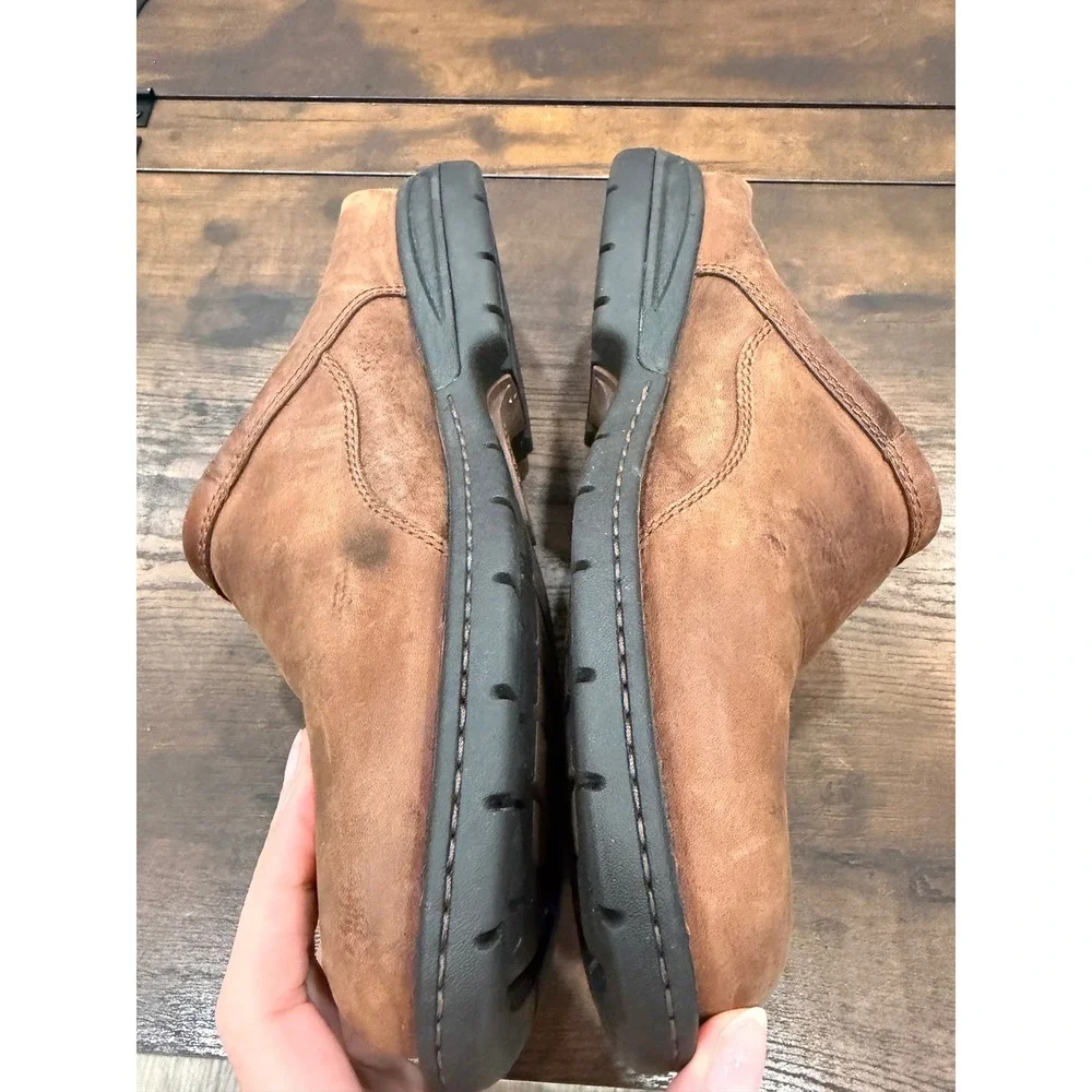 UGG Men's Size 9.5 Brown Leather Shearling Lug Sole Mules Gorpcore Slip on